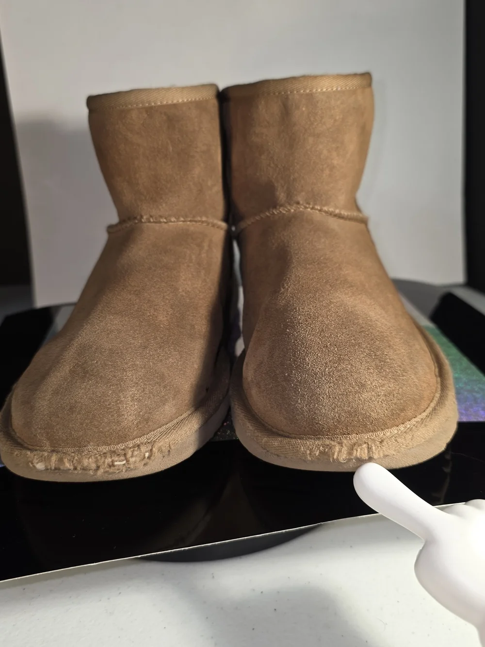 UGG Jona Chestnut Suede Mini Boot With Snap Big Girls/ Youth Size 4